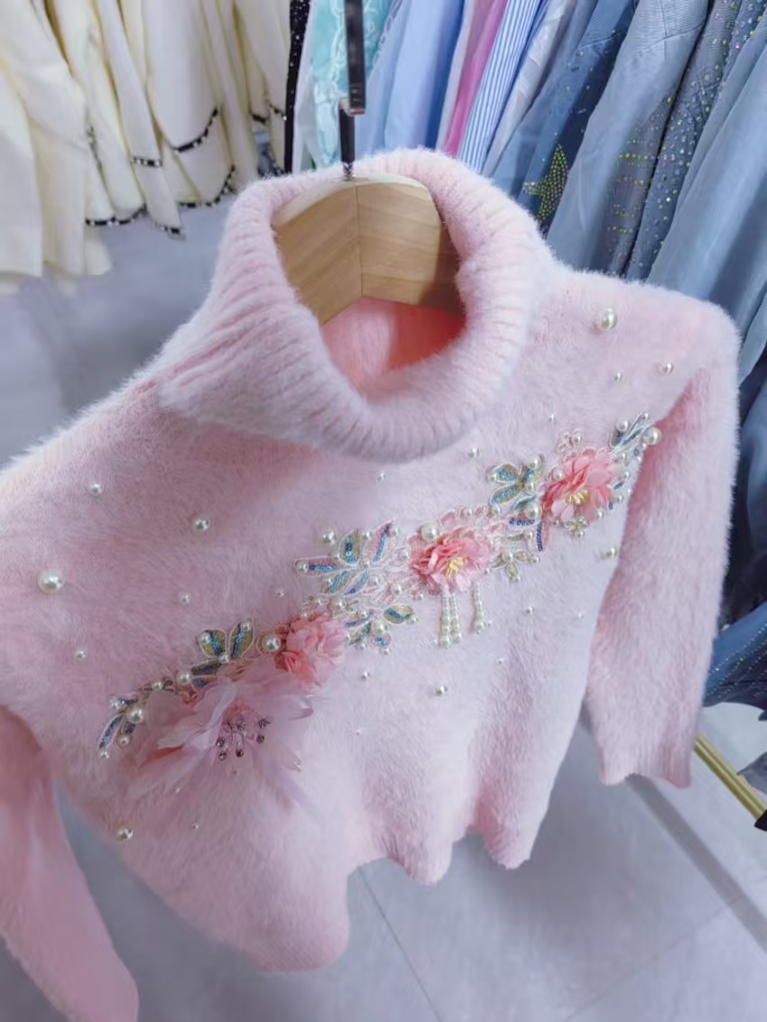 Suéter Rosa de Gola Alta Slim  - Winter Clothing Photo avaliação e preço