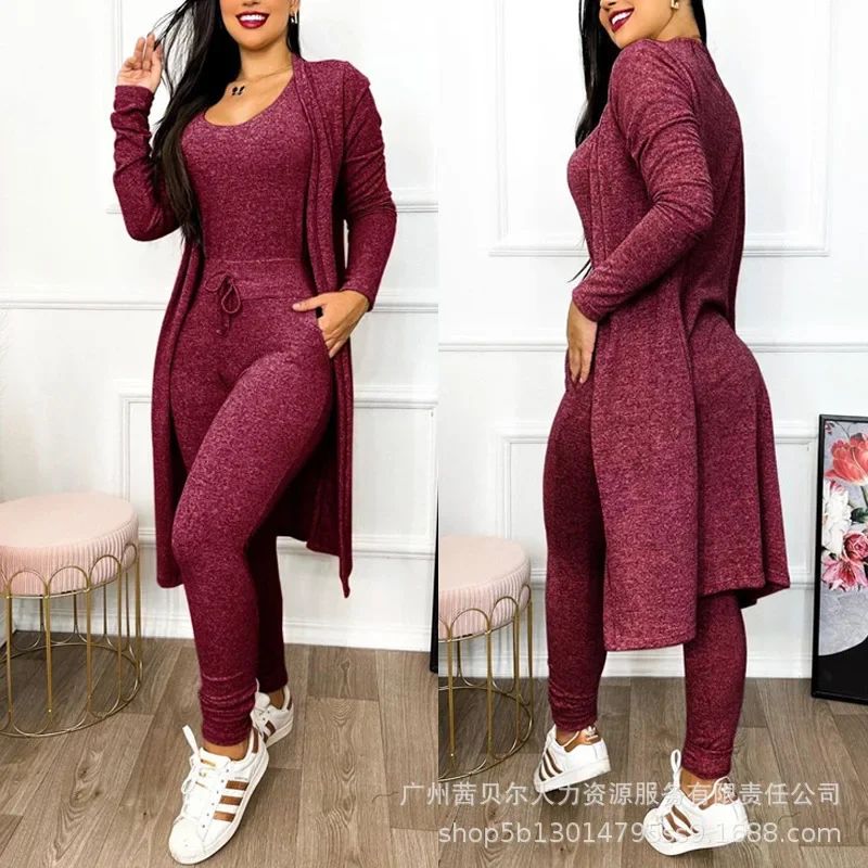 Conjunto de Macacão e Casaco 2 - Winter Clothing Design avaliação e preço