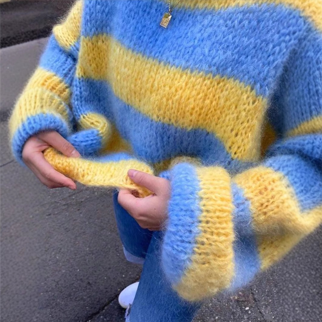 Suéter Casual Azul e Amarelo L - Yellow Winter Clothing avaliação e preço